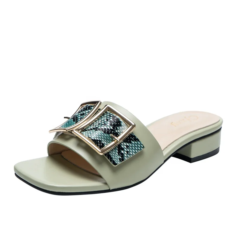 OEM ODM Best Manufacturer  New Fashion Cheap Ladies Flat Slippers Summer Beach Casual Square Toe Slides Slippers For Women