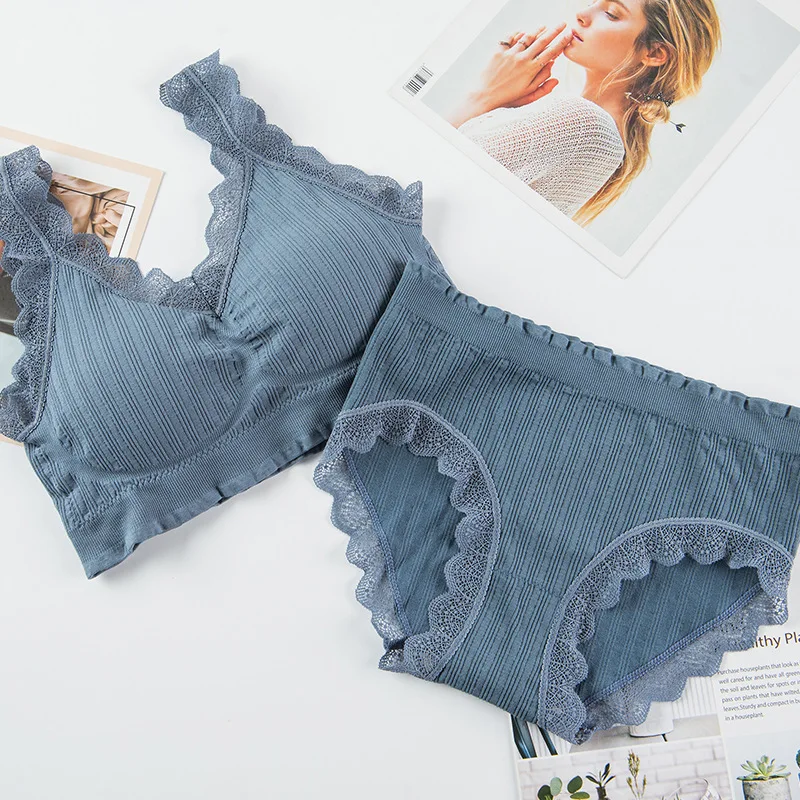 Seamless Padded One Size Sexy Lace woman Bra Set Ultrathin Breathable wire free bra brief sets Lace bra panty set