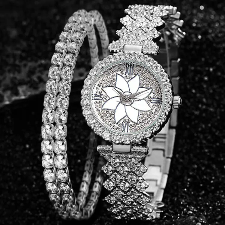 Low Price Hot Selling custom 2pcs set Wrist Luxury Ladies Quartz Watch Double Bracelet Set For Women