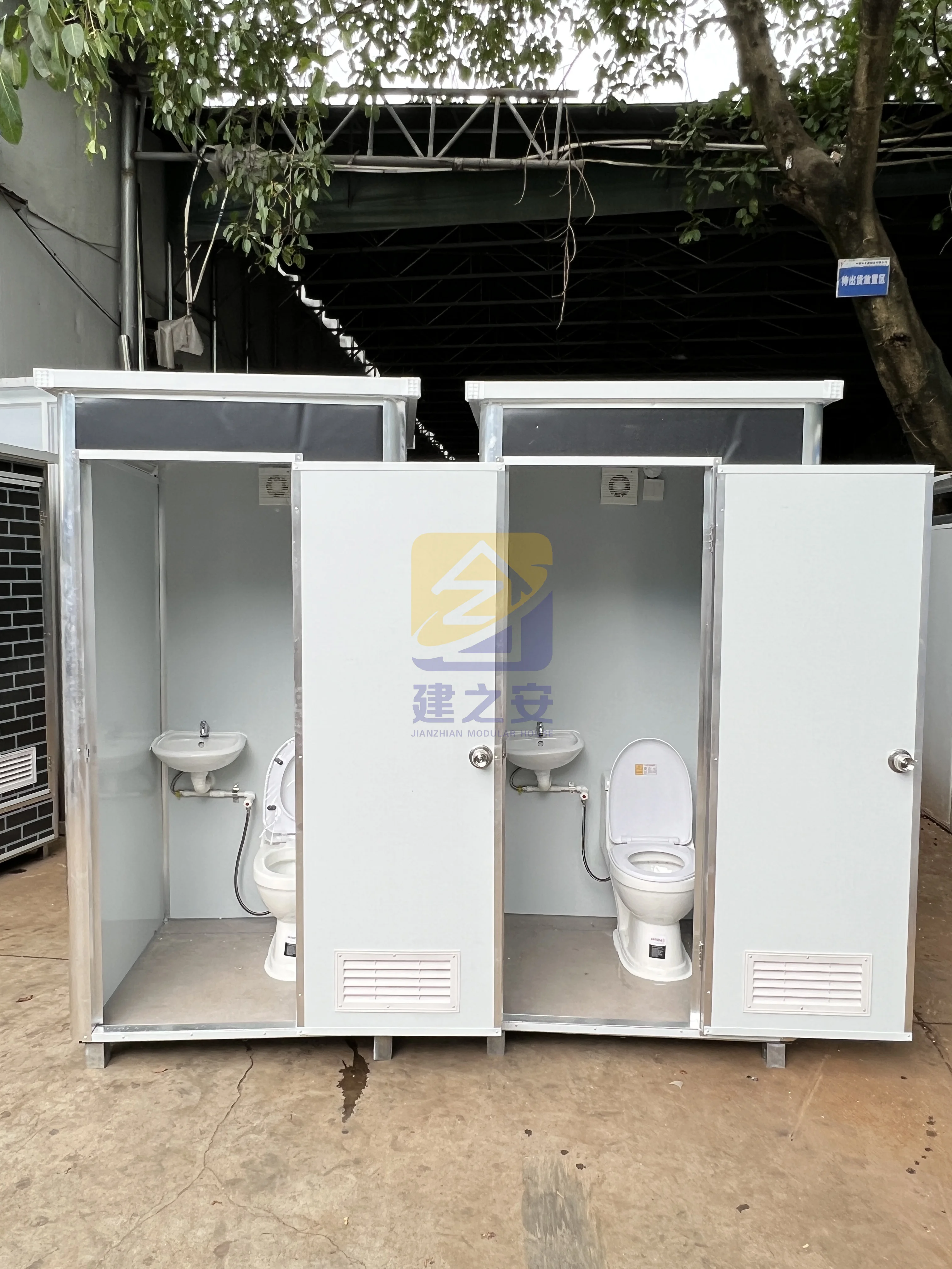 Mobile Portable Toilet price Prefab Toilet Restroom For Sale Prefab Squat / Seat Toilet Houses
