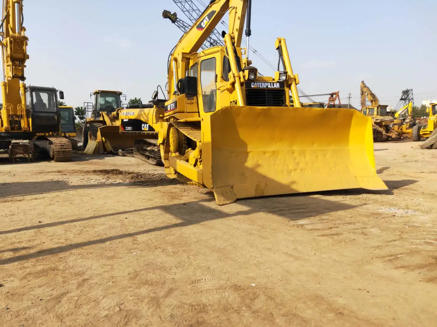 Б/у бульдозеры CAT D7H в наличии строительная машина низкое обслуживание горячая Распродажа хорошее
