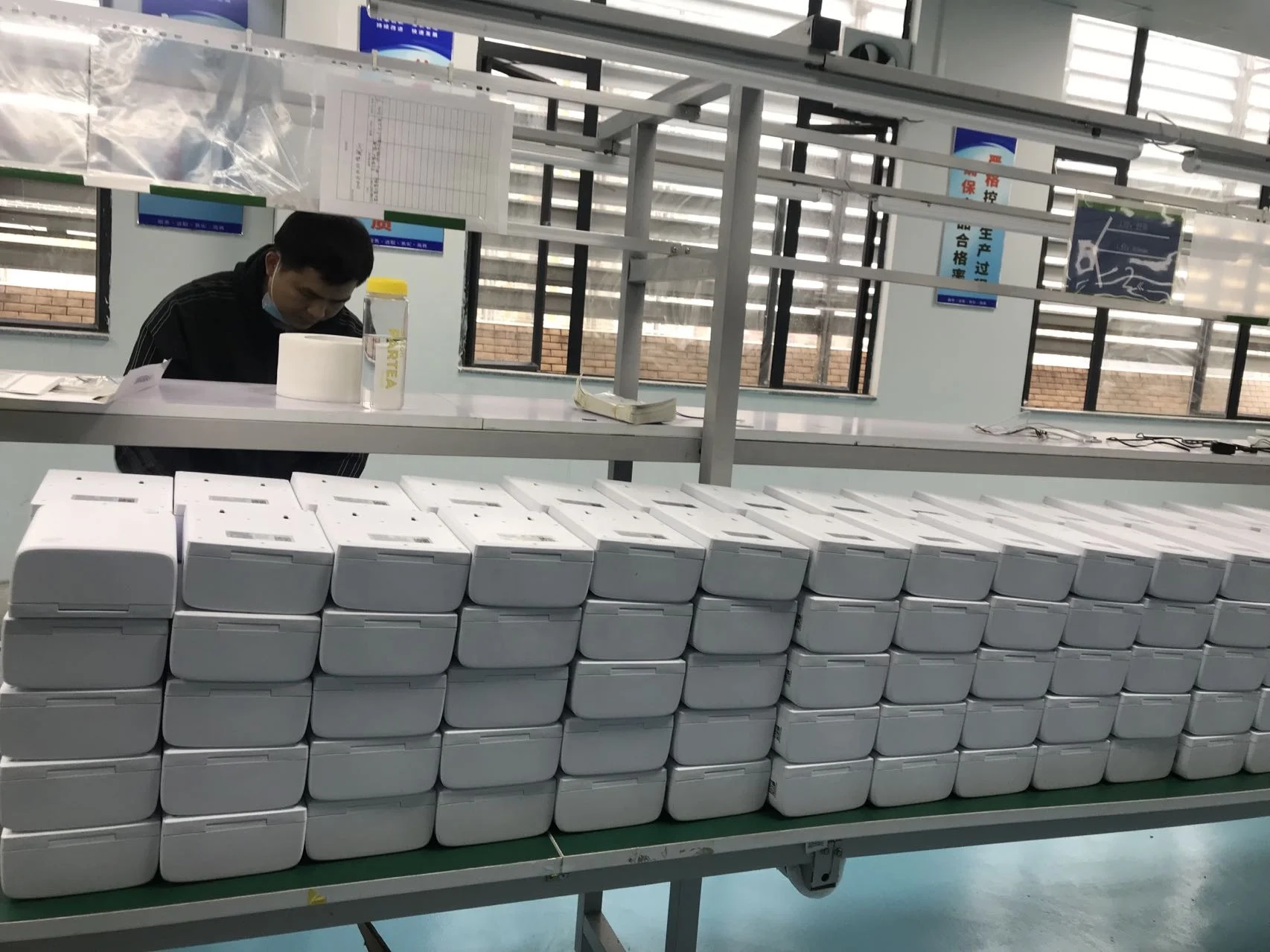 Factory export electric mobile smart control essential oil aroma humidifier diffuser machine