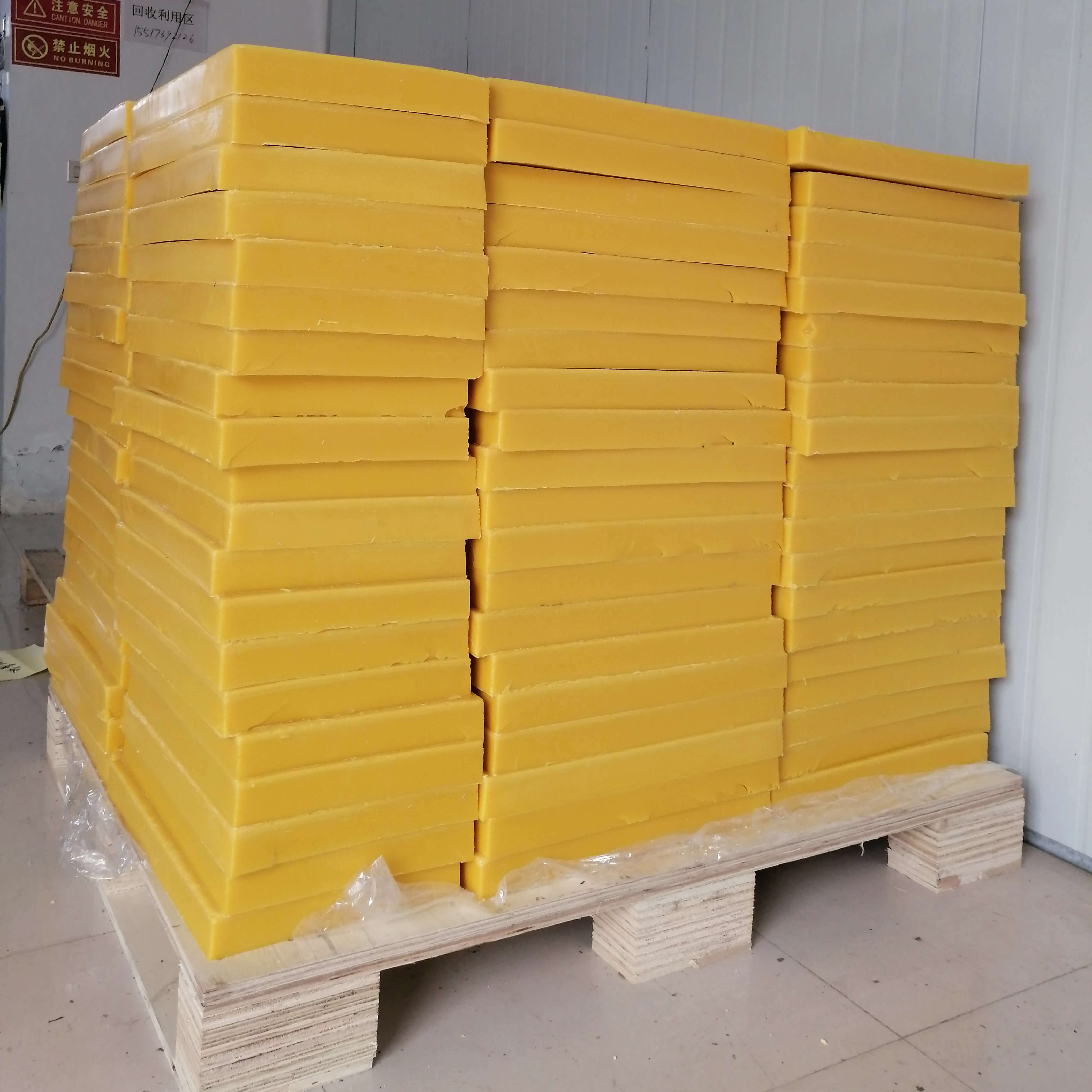 Natural Refined Beeswax from China