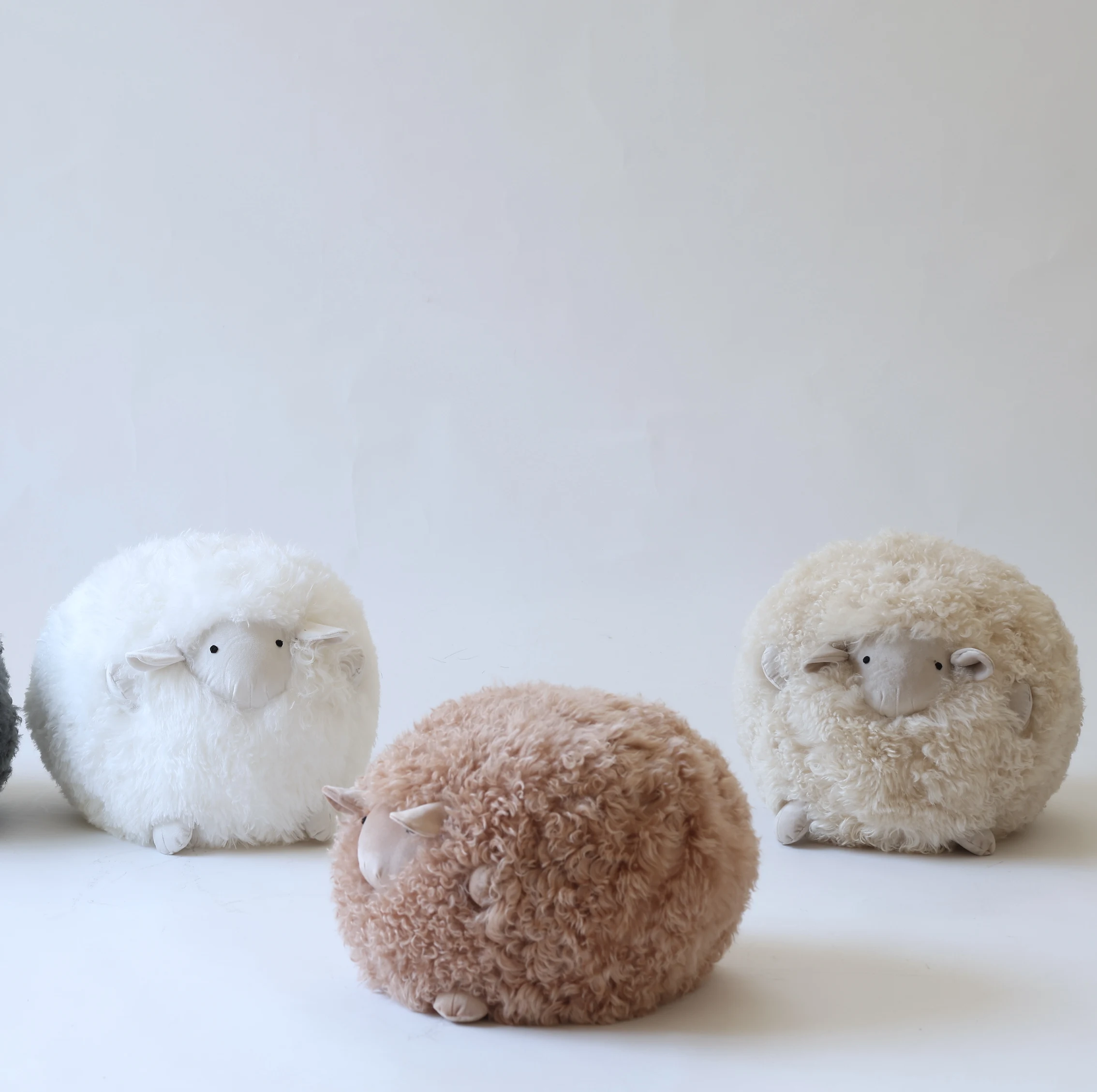 Low Moq Customized sheepskin animal pillow plush Stuffed Toy Shearling fur christmas plush toy