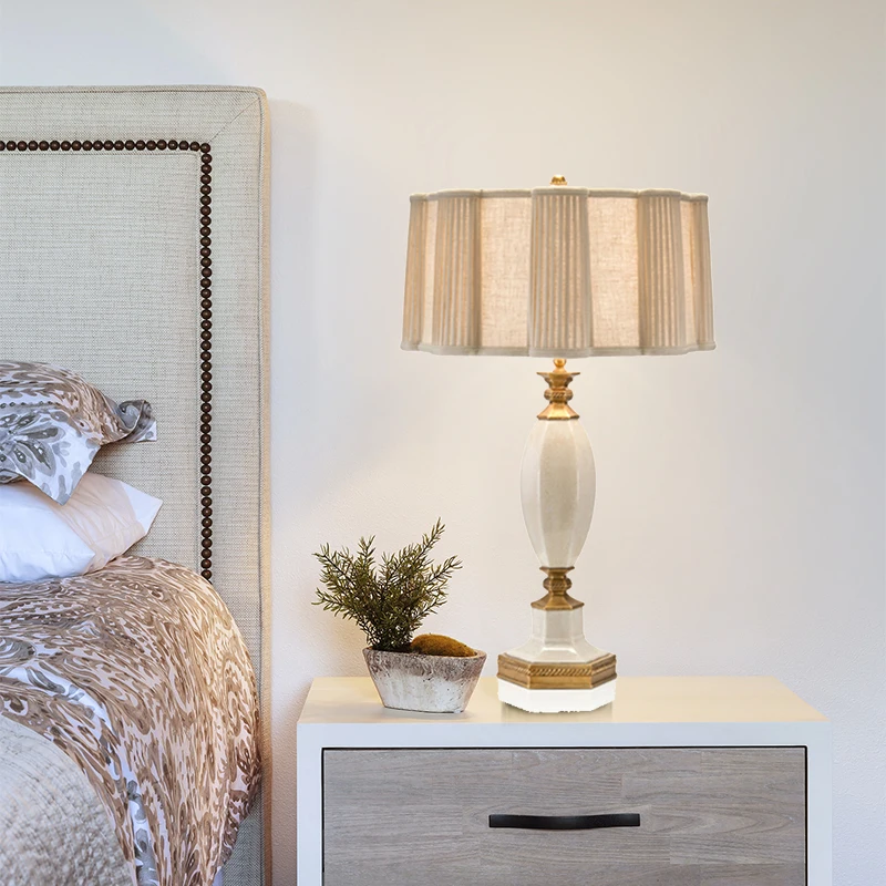 Hot Selling Brass Lamp Design Classic Bed Side Table Marble Desk Light Italian Table Lumineuse Desk Lamp