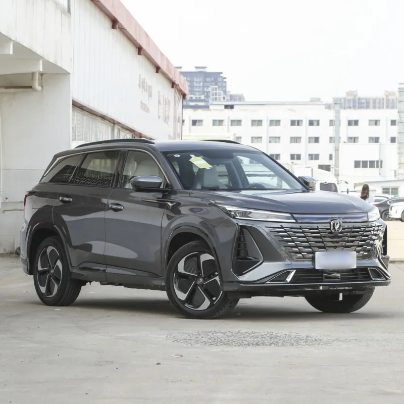 2023 дешевый Подержанный автомобиль Changan Cs75 Plus Внедорожник 5 дверей мест роскошный