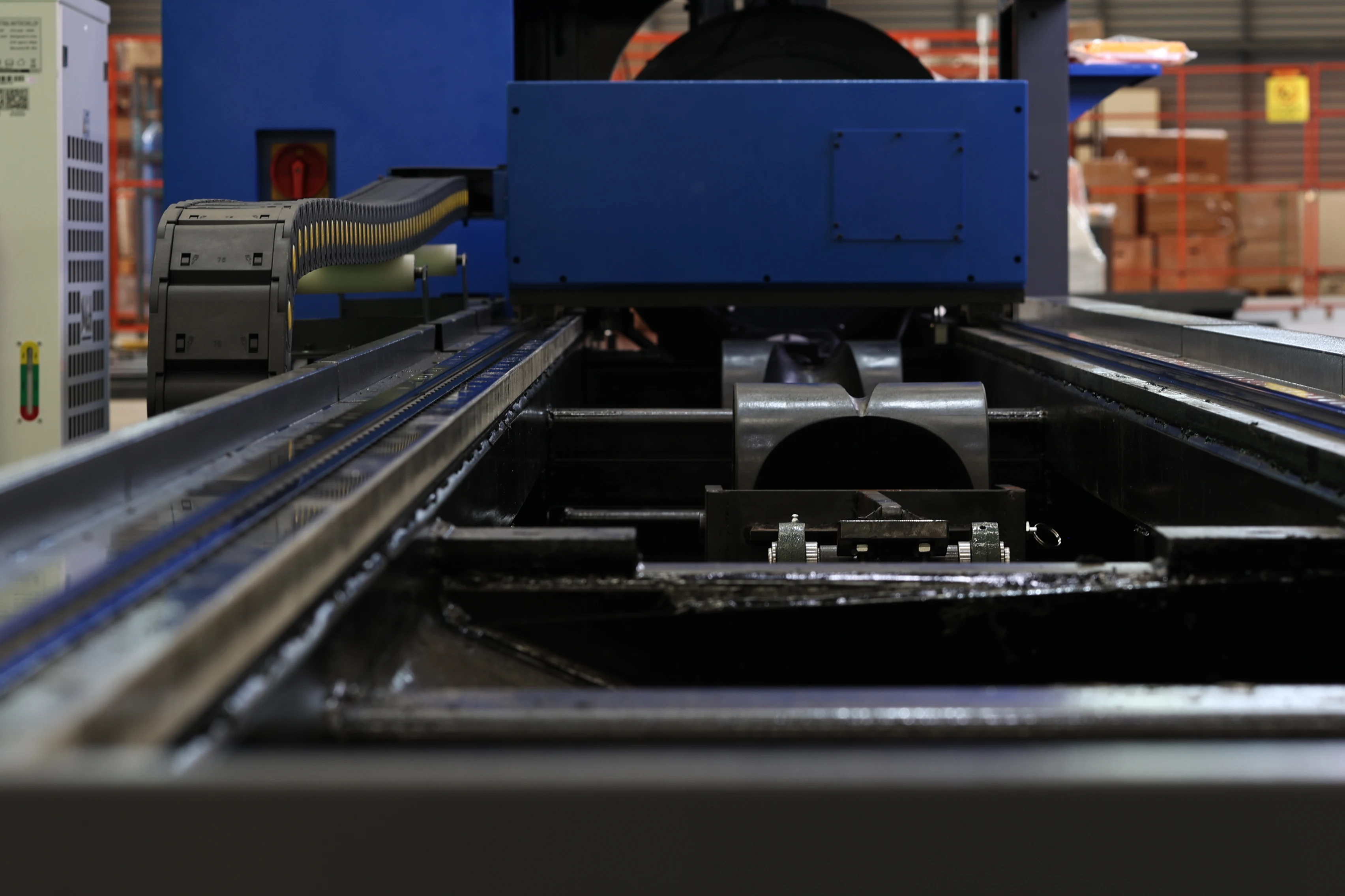 Heavy-duty Tube Laser Cutting Machine 6kw 8kw H Beam Profile And Pipe Laser Cutting Machine