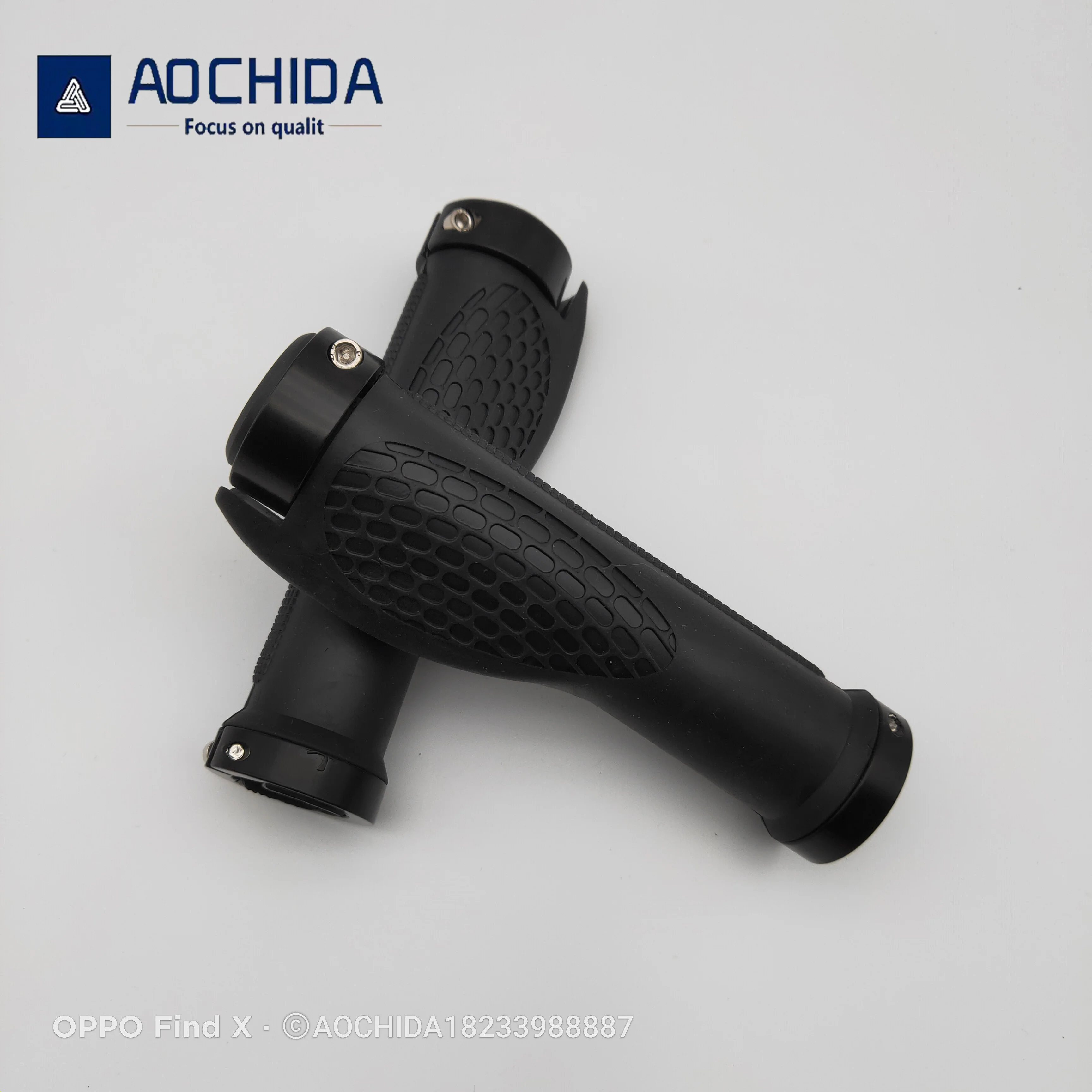 Ergonomic Bicycle Handlebar Grips Rubber Lock-on MTB Color customized lock Bike Handlebar cover Cycling Bicycle Handlebar Grips