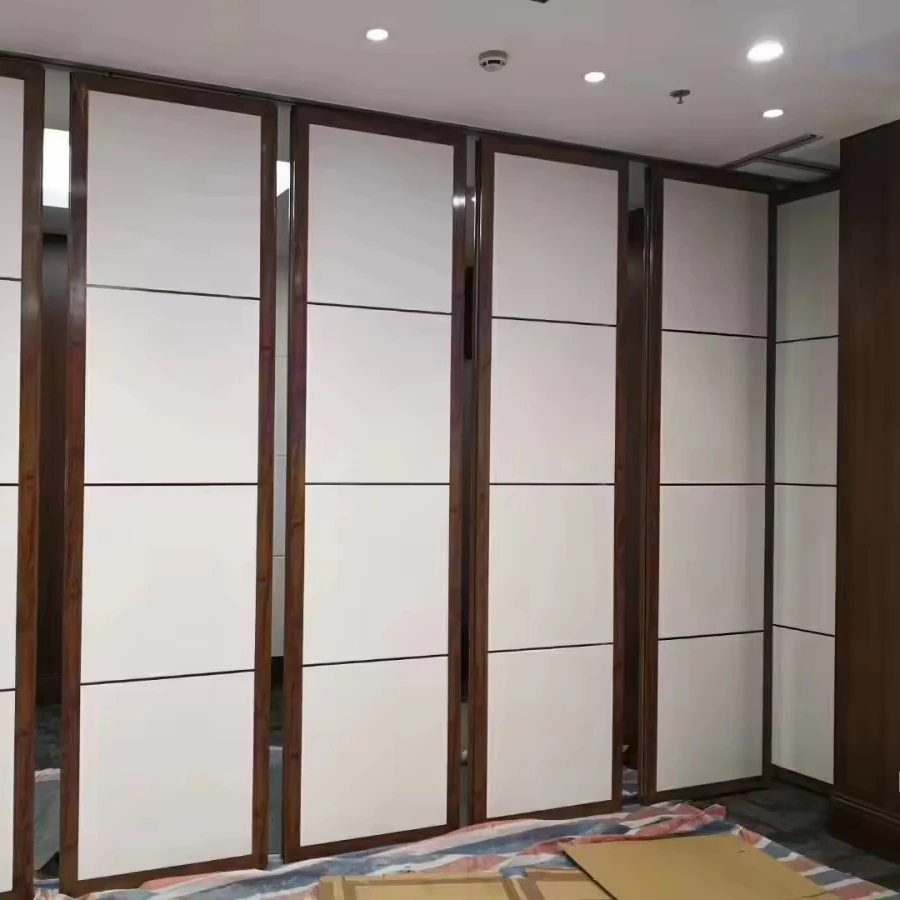 Soundproof and very flexible aluminum alloy room divider folding screen factory custom