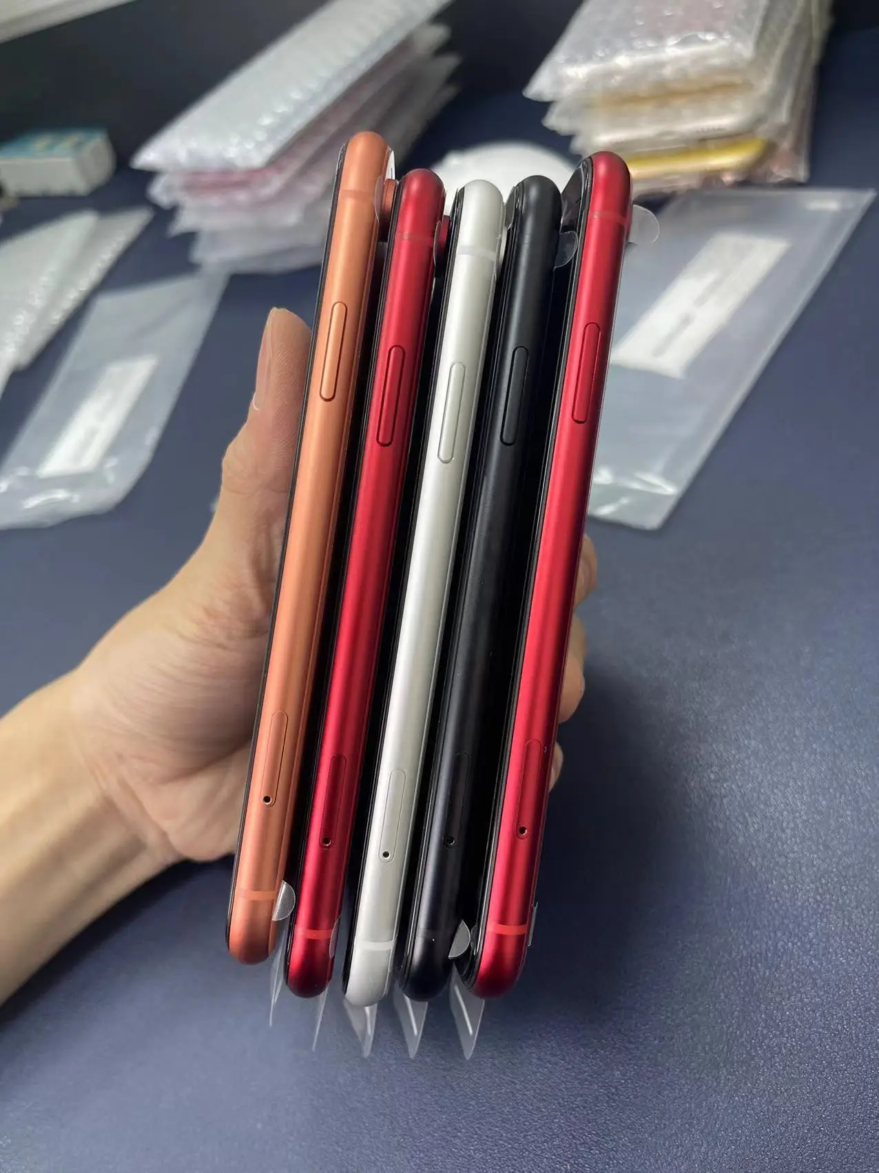 Wholesale cheap 4G smartphones XR 64GB 128GB 256GB  Original Dual SIM phone mobile phone