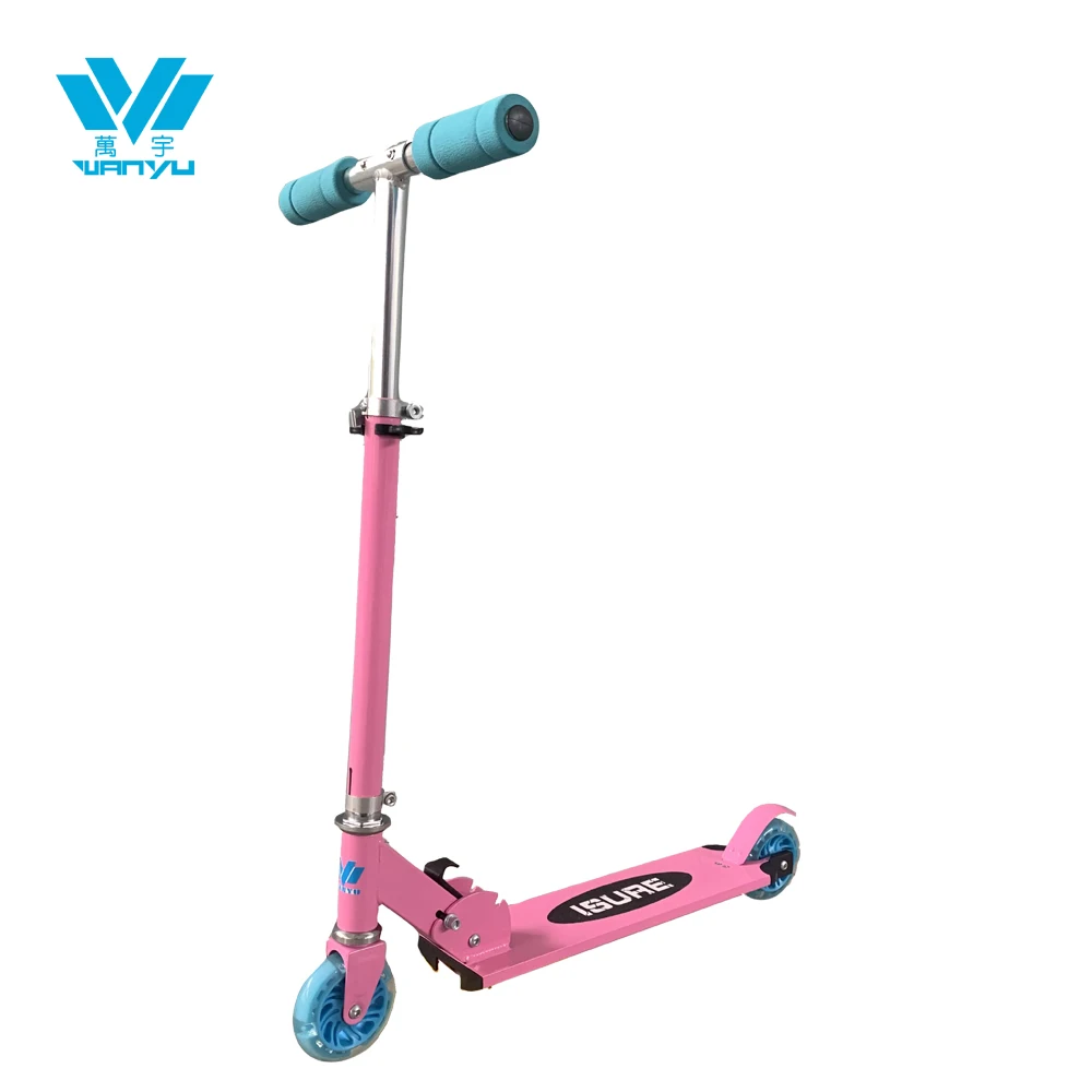 new design customizable high quality 95mm PU wheels kids toy scooter