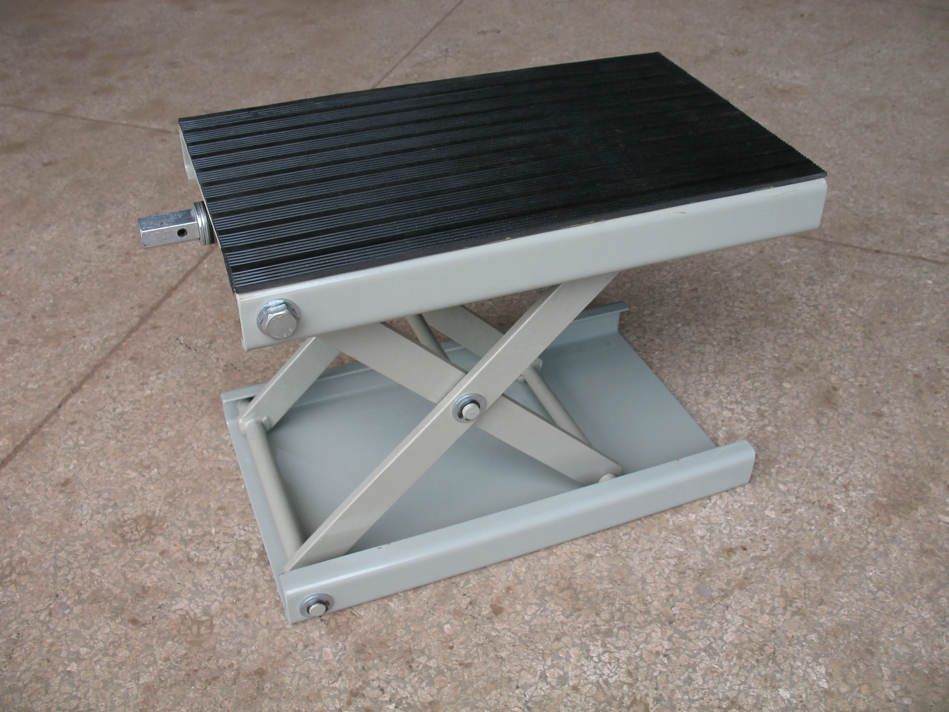 Sale of 2019 hot sale quality utility scooter lifts