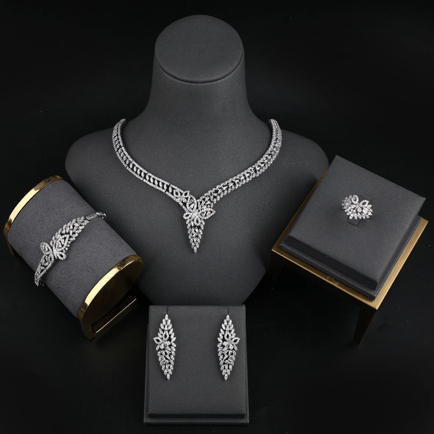 Factory direct sale 24K gold white AAA cubic zircon India Dubai Nigeria jewelry set for bridal