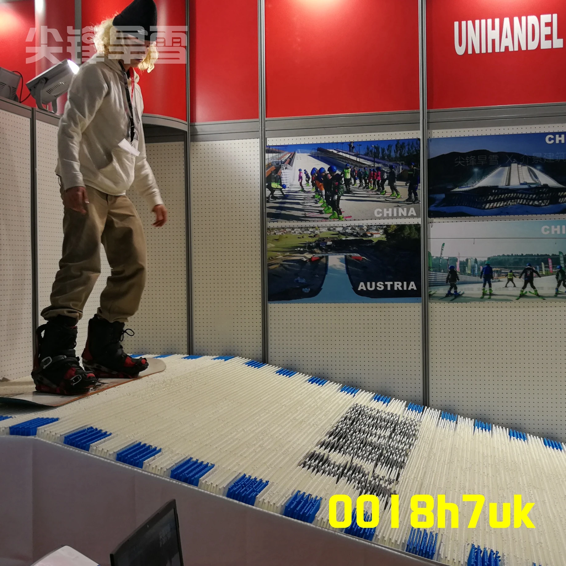 
0018h6uk JFdryski needle mushroom dryski mat us for different base on dry slope & work with dendix snowflex neveplast dry slope 