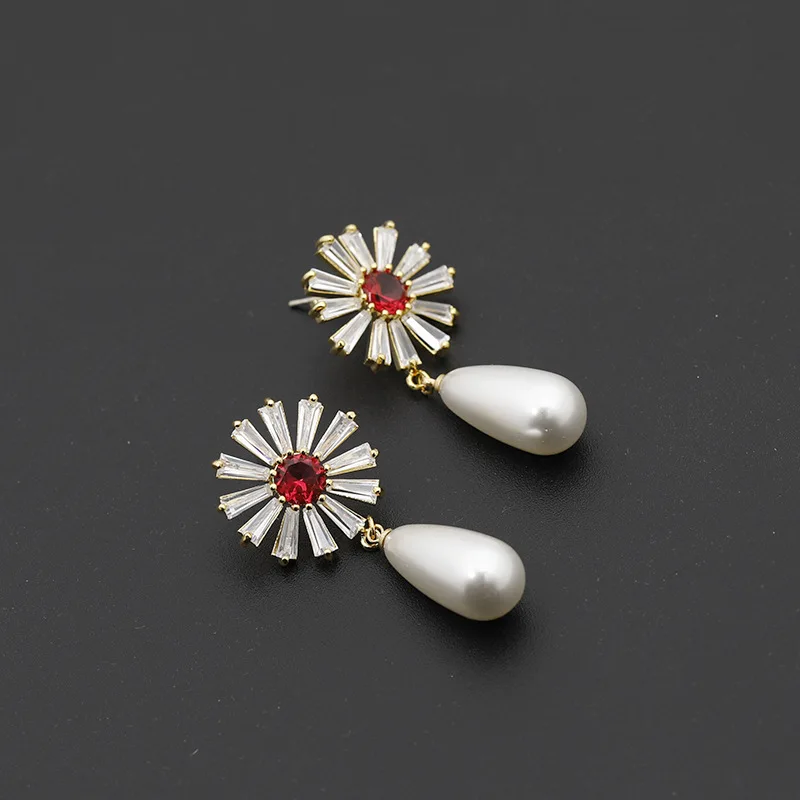 
Temperament Earrings Diamonds Droplets Pearl Accessories Earring Flower 