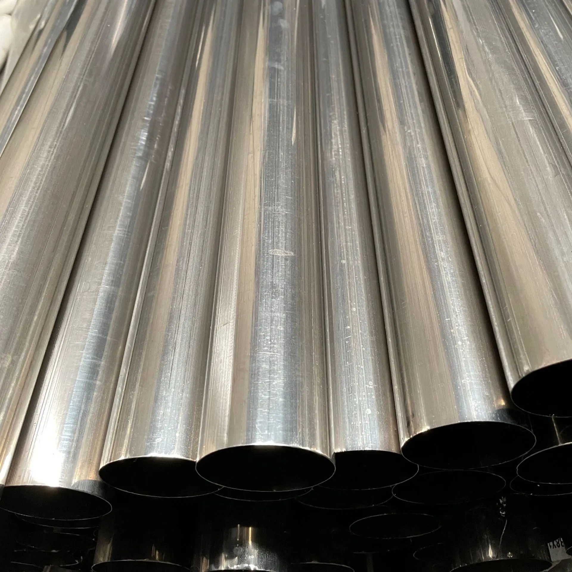 201 Grade Helical Coil Pipe 316 Stainless Steel Stainless Steel U Shaped Pipe Clamps Stainless Steel 8mm Pipe