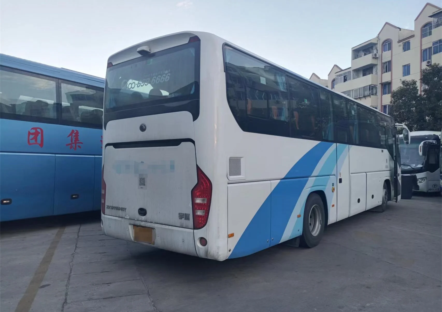 Second Hand Bus for Sale Yutong Used Bus 48 Passenger Seaters Model ZK6119 Euro 5 Weichai Engine