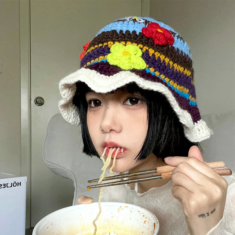 2023 Vintage hollow niche crochet hand 3-dimensional flower contrast plaid flower knitted fisherman hat