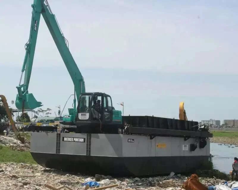 China Dismountable Backhoe Dredger for City Canal