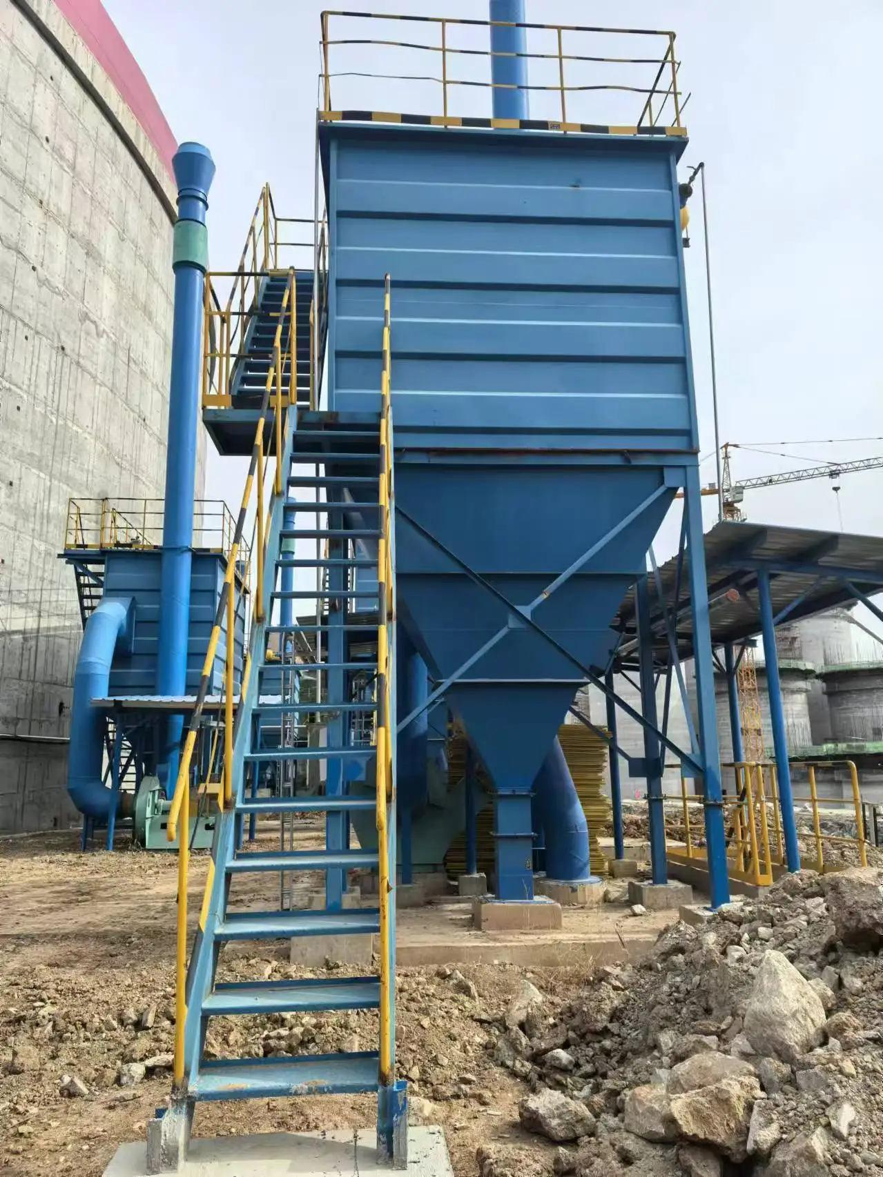 Hot Selling Customized Size Large Pulse Dust Collector Industrial Baghouse Dust Collector bag filter equipment