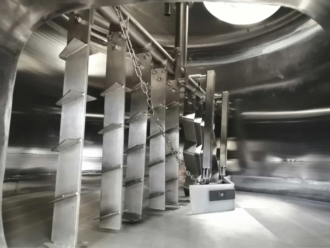 1000 liter mash/lauter tun, 1000L Brew kettle and whirlpool tank