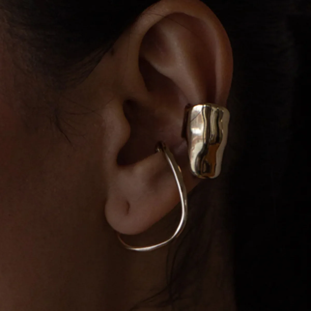 New Arrival 18k Gold Plated With PVD Stainless Steel Low Key Statement Ear Cuff For Women