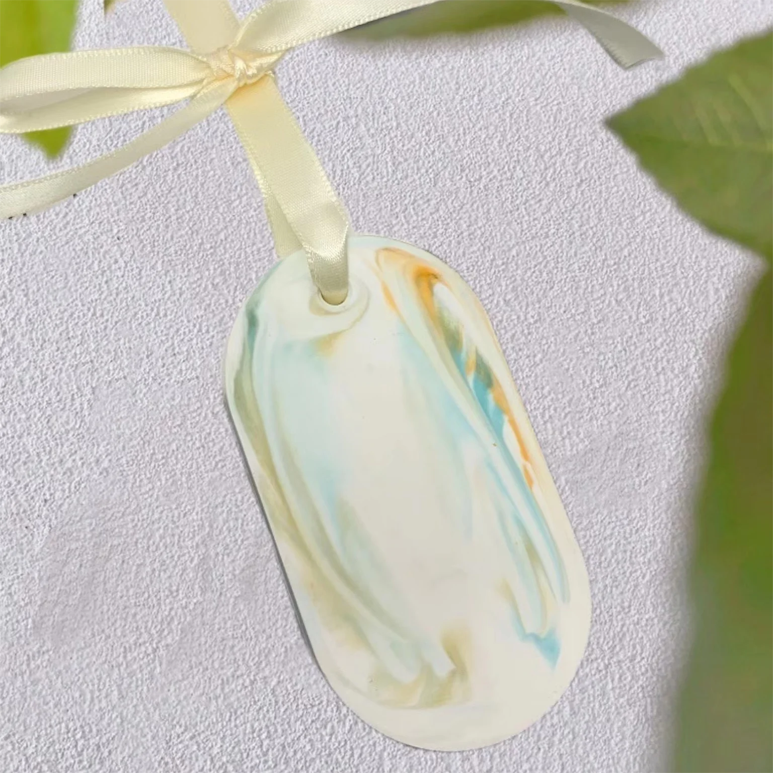 Wholesale Scented Pendant Car Rearview Mirror Pendant Diffuser Hanging Air Freshener Aroma Stone Fragrance Perfume Oil Diffuser