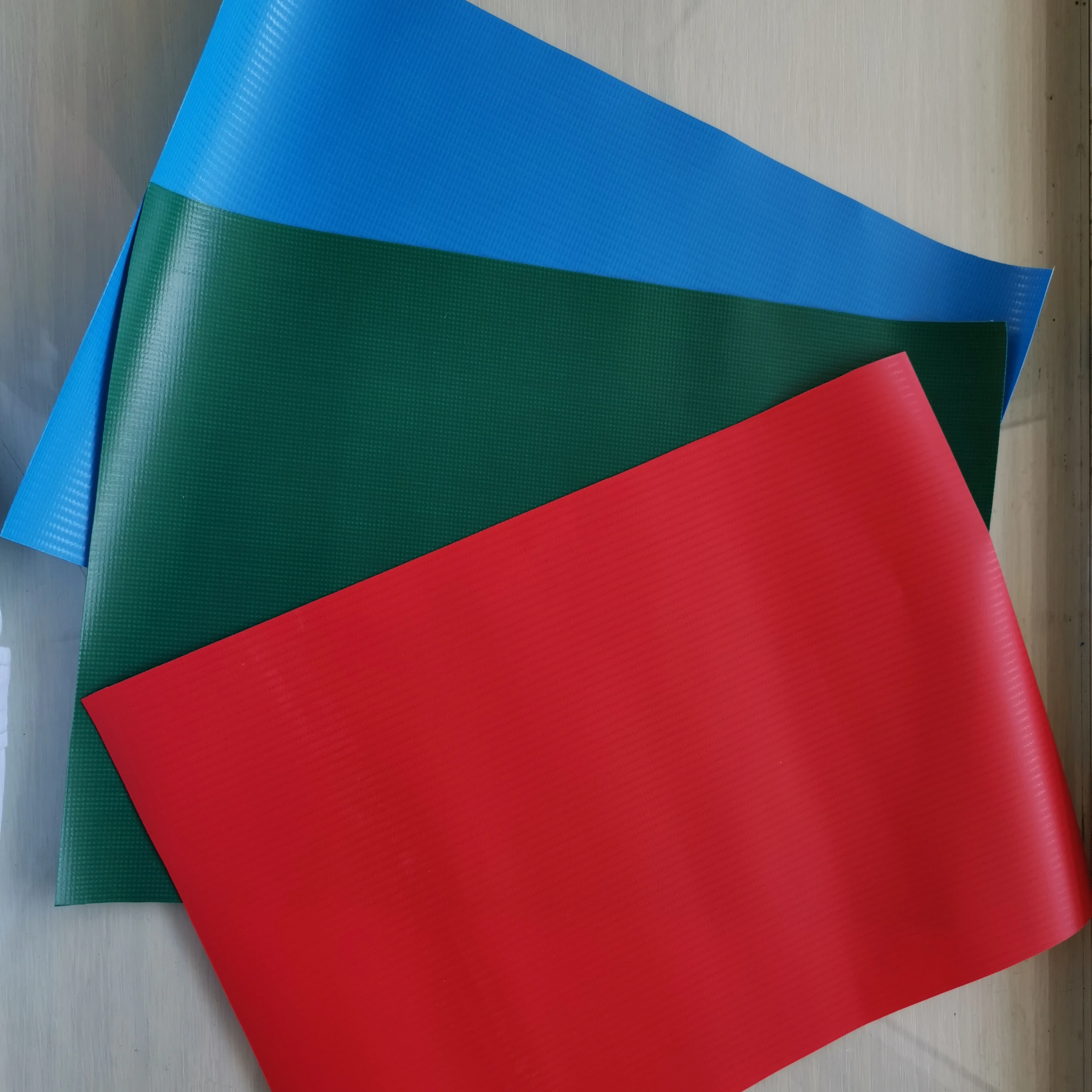 
550G Lead free PVC coated fabric for inflatable material 