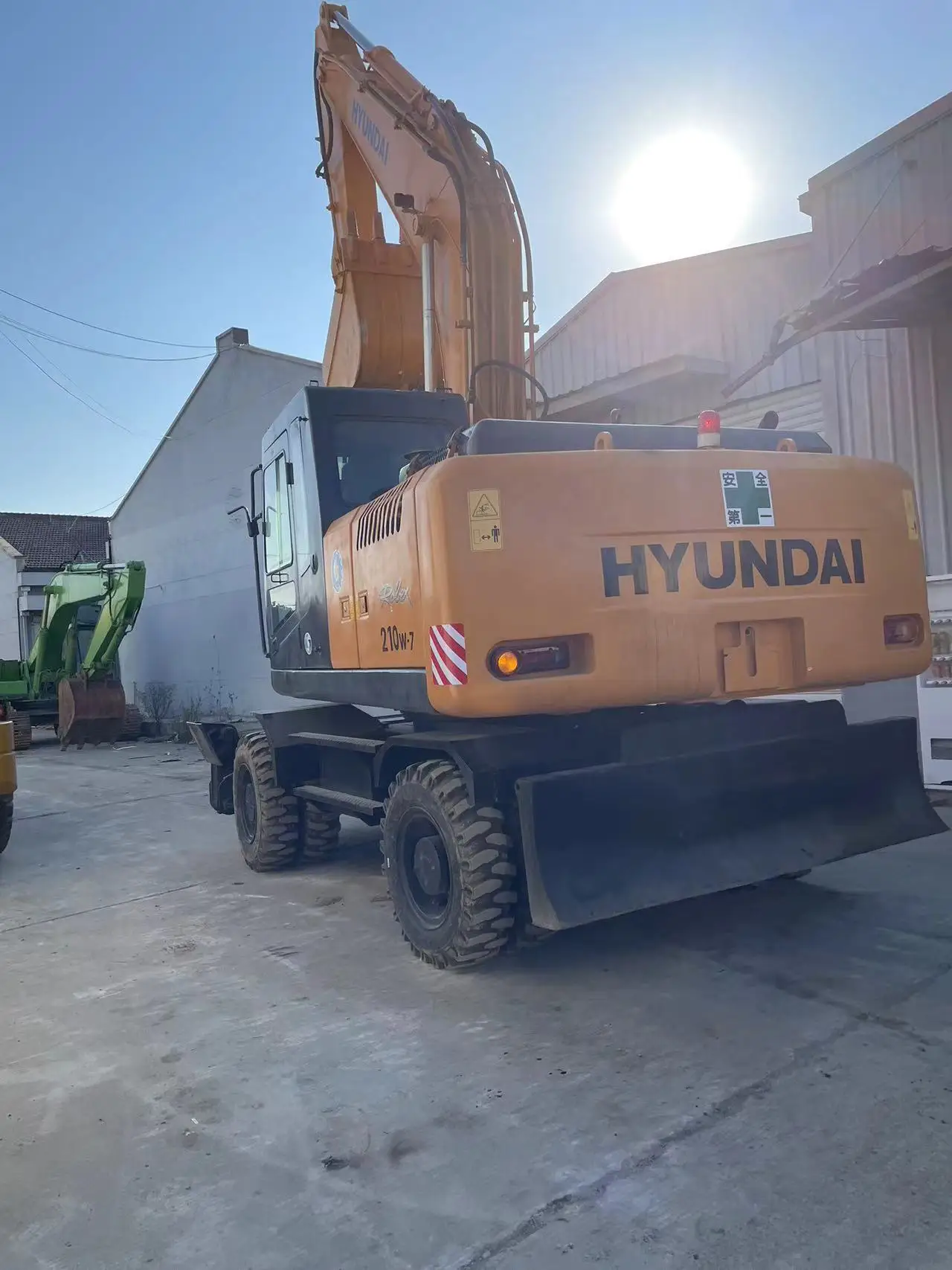 Used Hyundai R210W-7 Wheel Excavator Robex 210W Hyundai 21ton Wheel Excavator on Sale