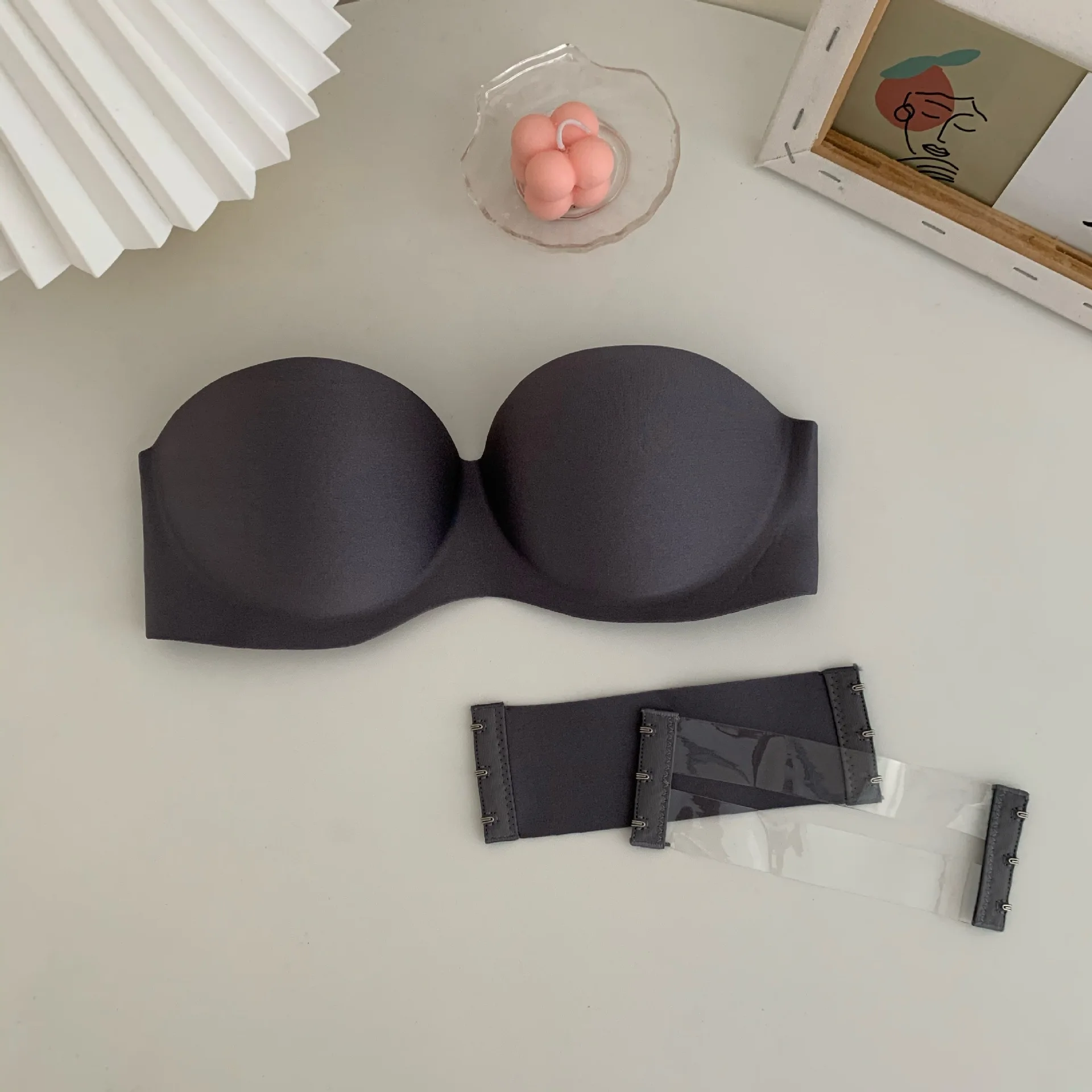 Wholesale Best Seller 32 Size Non-slip Bra Latest Design Bra Bralette Underwear Women 1/2 Cup Cheap Bra