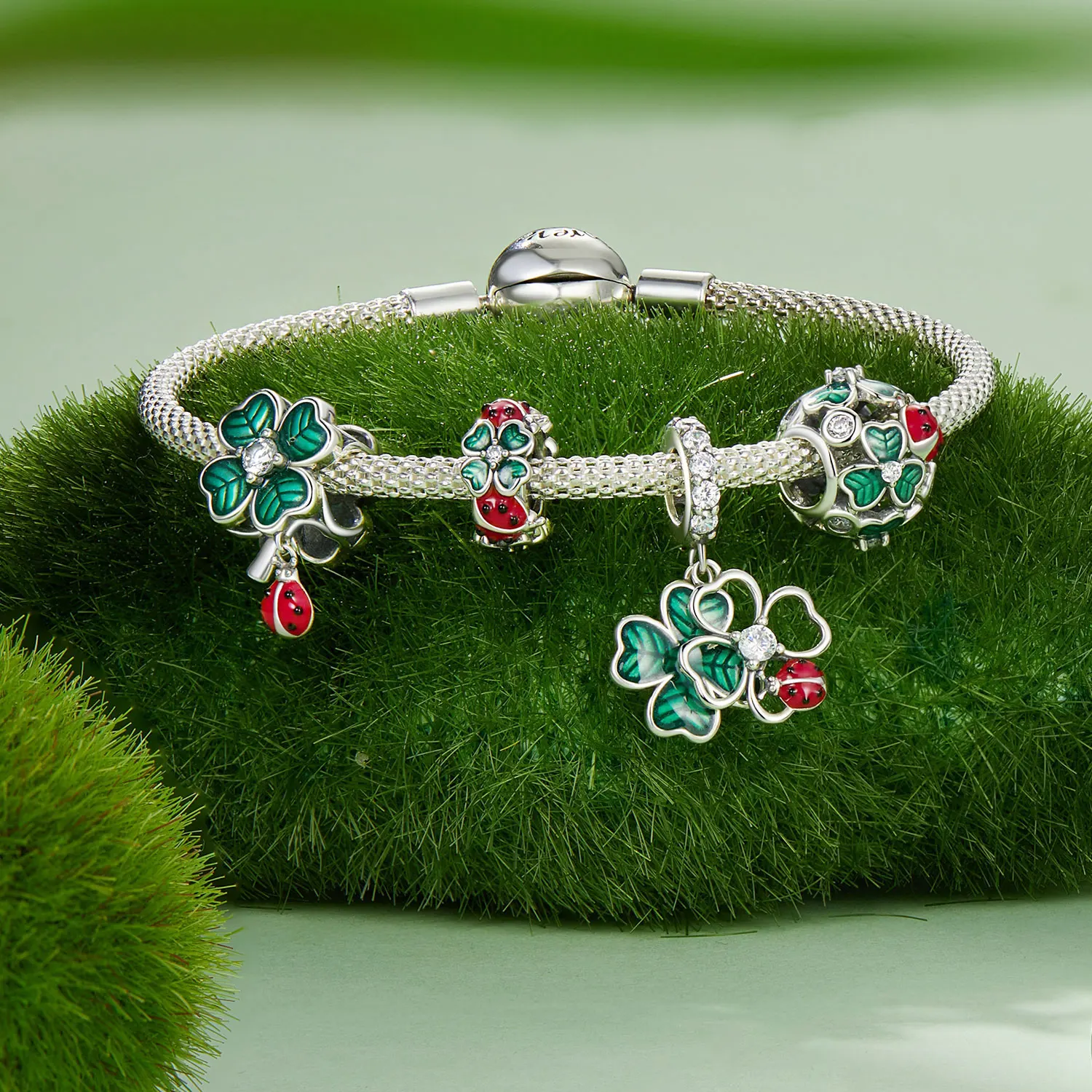 Hot selling s925 sterling silver ladybug DIY jewelry bead combination lucky clover series beads