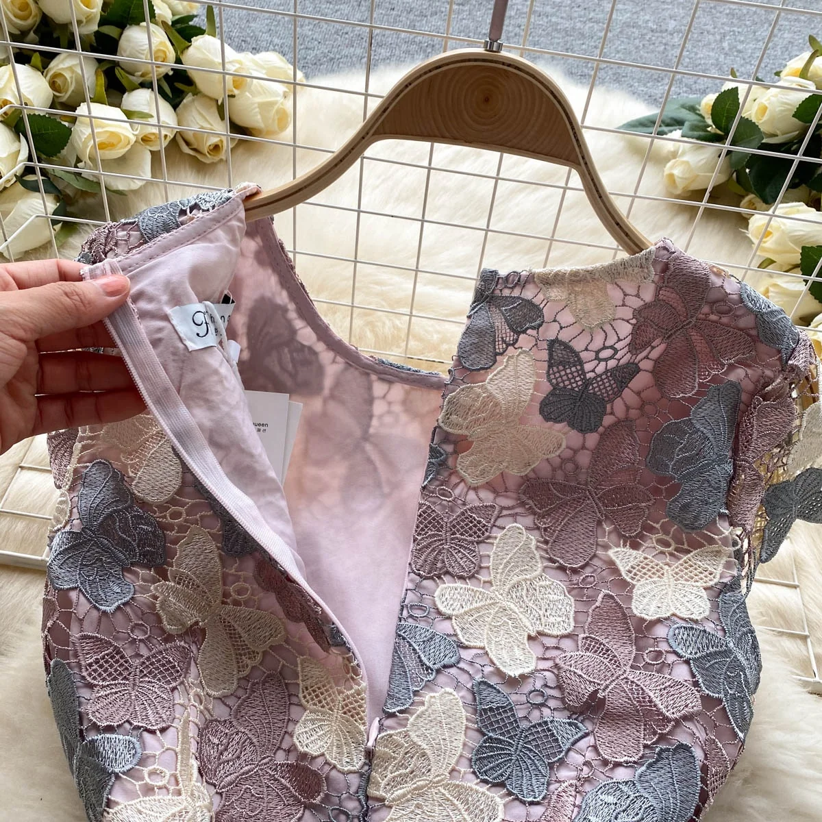 2024 Wholesale Casual Elegant Hollow Out Summer Lace Body Dress Women