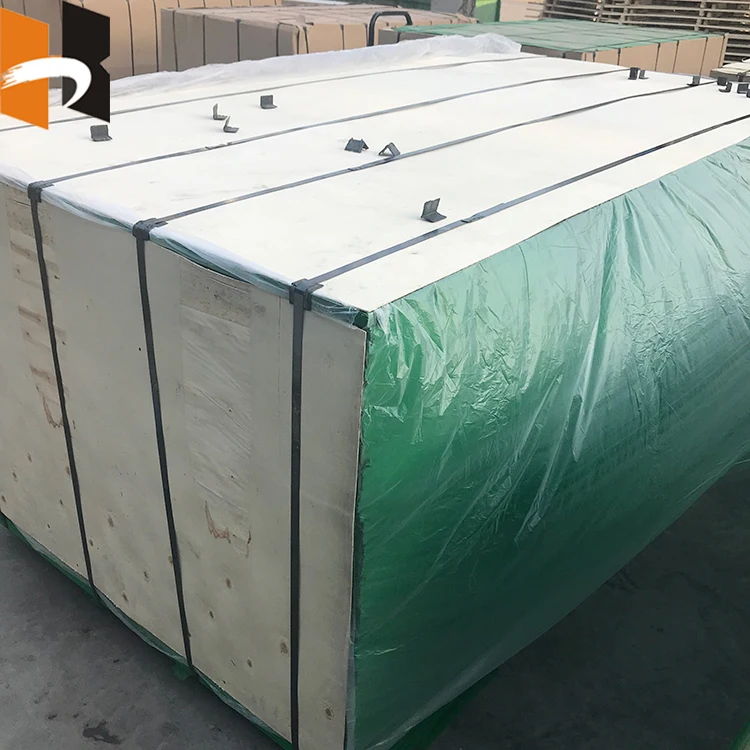 High Quality 1220x2440mm 12mm 15mm Green Plastic Film Faced Plywood For Construction