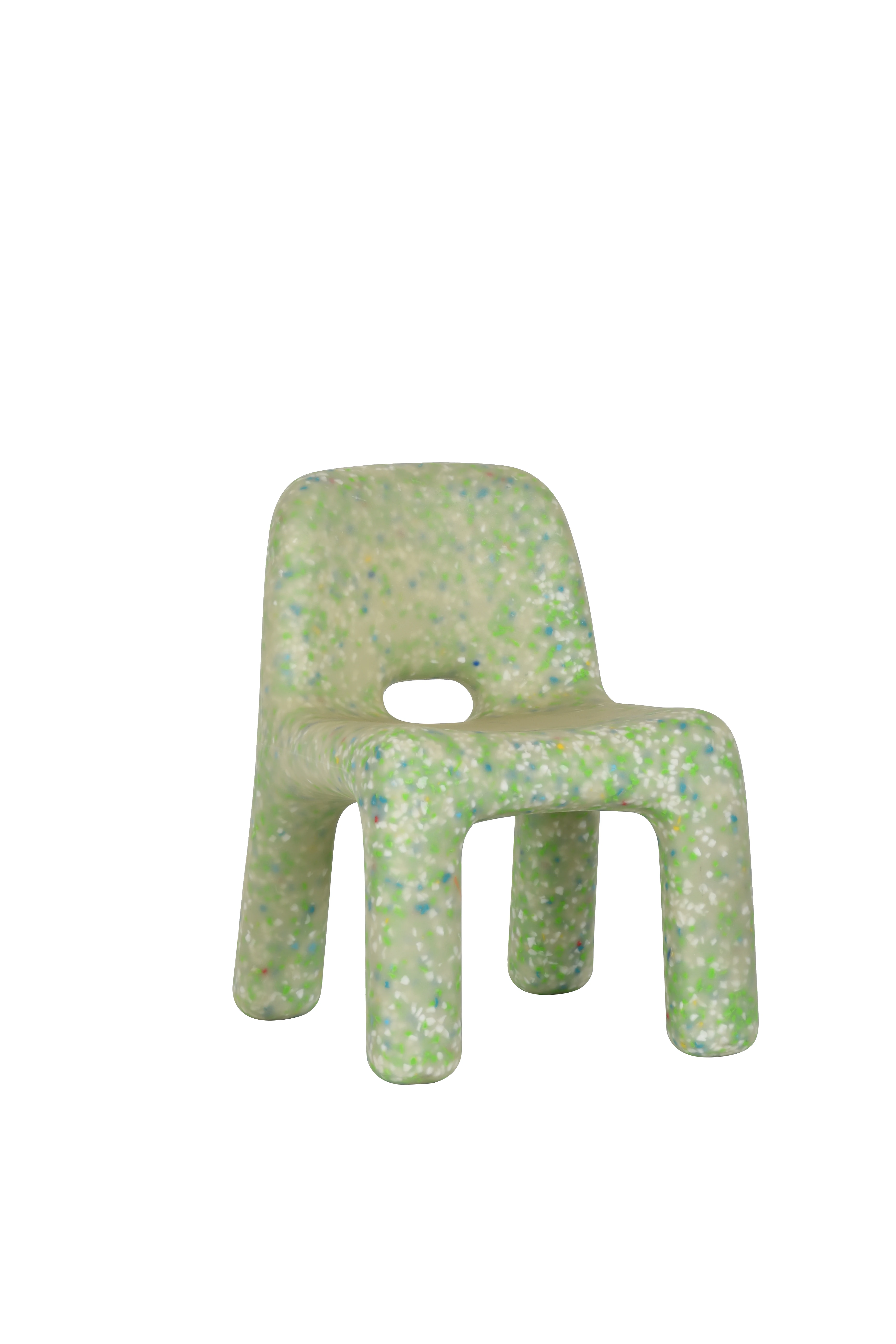 Simplicity has an original and mysterious beauty Durable Eco Materials Modern High-quality Rotational Plastic Chair