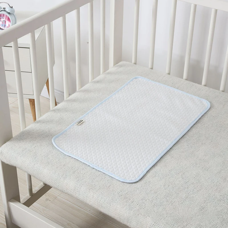 Wholesale Reusable Changing Mat Portable Disposable Mat Custom Washable Incontinence Bed Pad