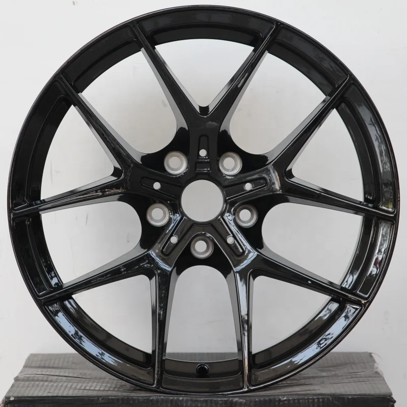 Passenger Wheel Rims Car Wheels Aluminum alloy For Bmw 18*8inch   series 1-7 SUV PCD5*112  5*120  CB 66.66-72.6mm