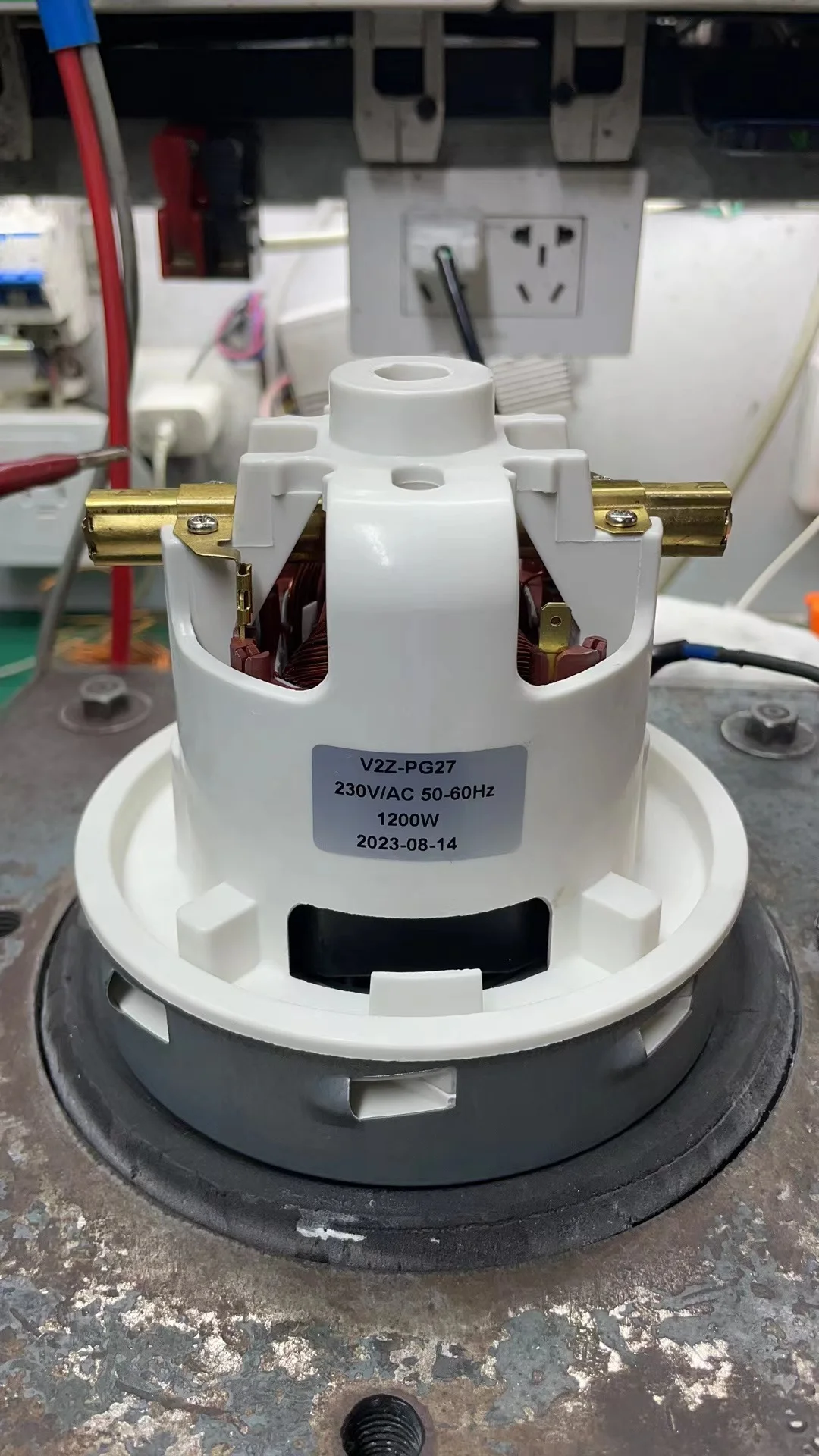 China Manufacturer Wholesale 110V 220V 1200W 1400W Vaccum Cleaner Electric AC high power motor