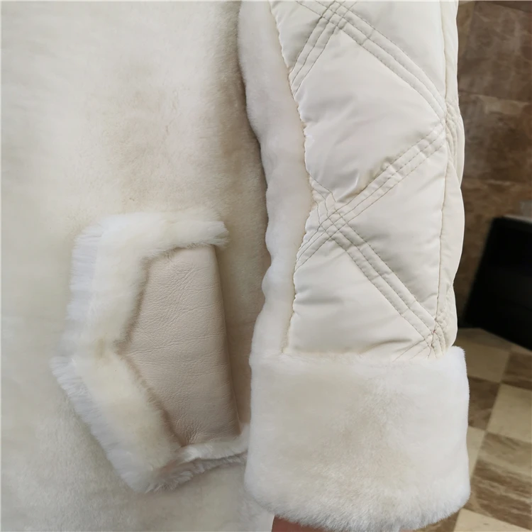 Ladies comfortable winter long thick down coats sheepskin shearling jackets teddy bear coats