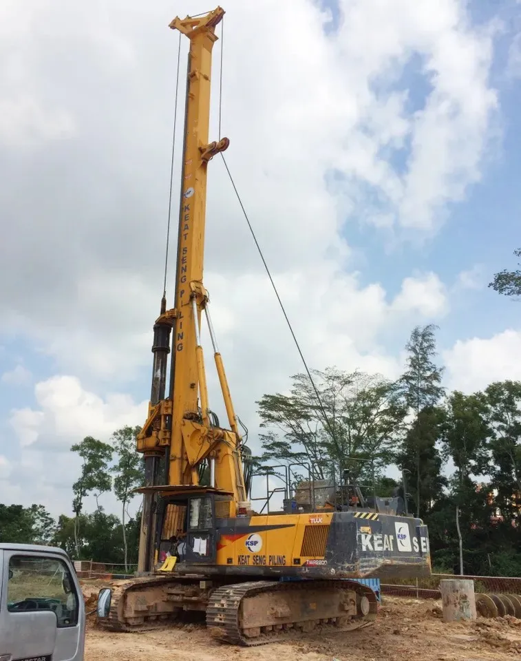 Official Earth Drill Machine Xr280d Hydraulic Rotary Drilling Rig