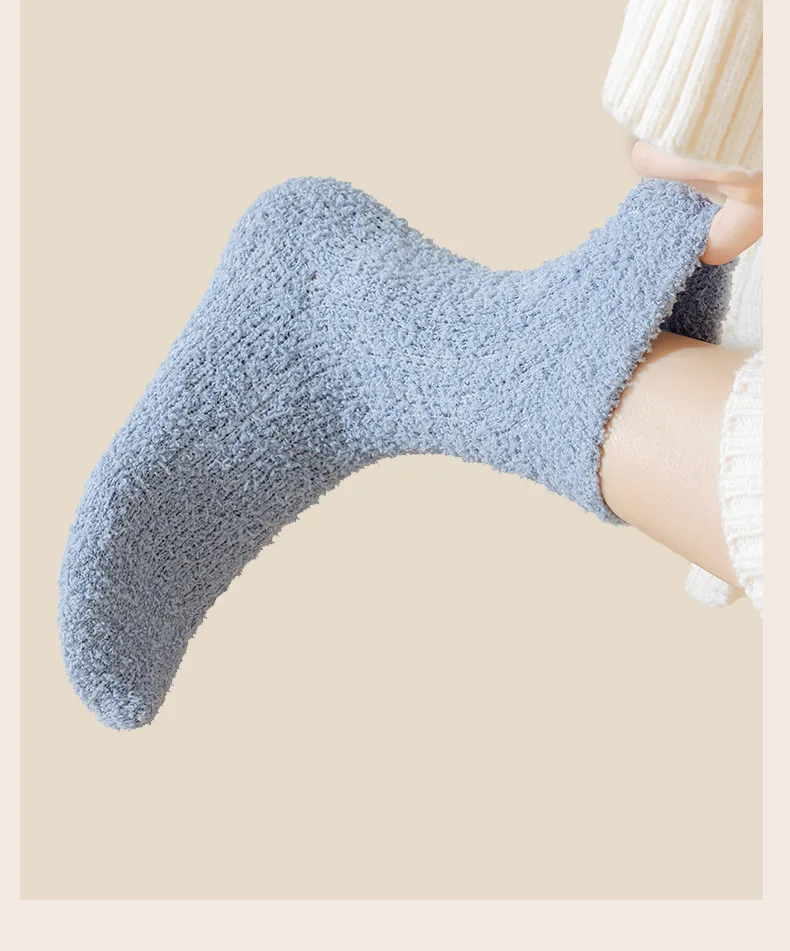 Custom Logo Socks High Quality Women Thick Terry fuzzy Coral Soft Bed Sock floor Winter girls Indoor Warm Girls Crew Socks