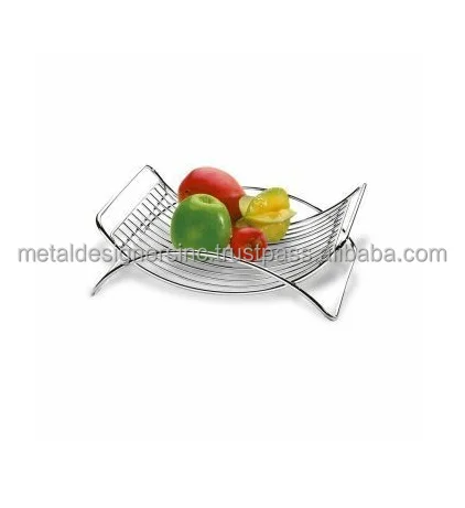 Metal Fruit Basket Top Selling Decorative Wholesale Rate Iron Wire Basket Luxury Kitchen Accessories Classic Style