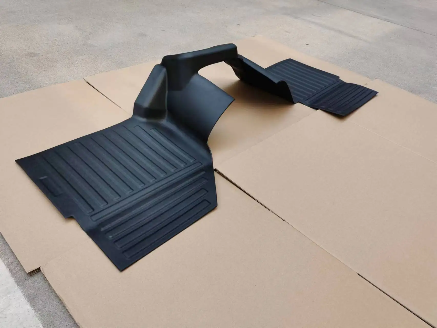 Custom-fit 3D waterproof car mats for Land Rover Defender 110 Puma TD4 2006-2016 floor liner foot pads non skidding car carpets