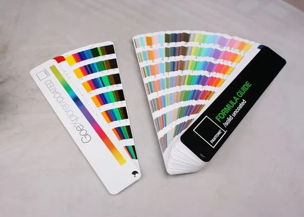 Pantone Formula Guide Solid Chip CU  Panton Color Guide suitable for Offest Printing Machinery Parts