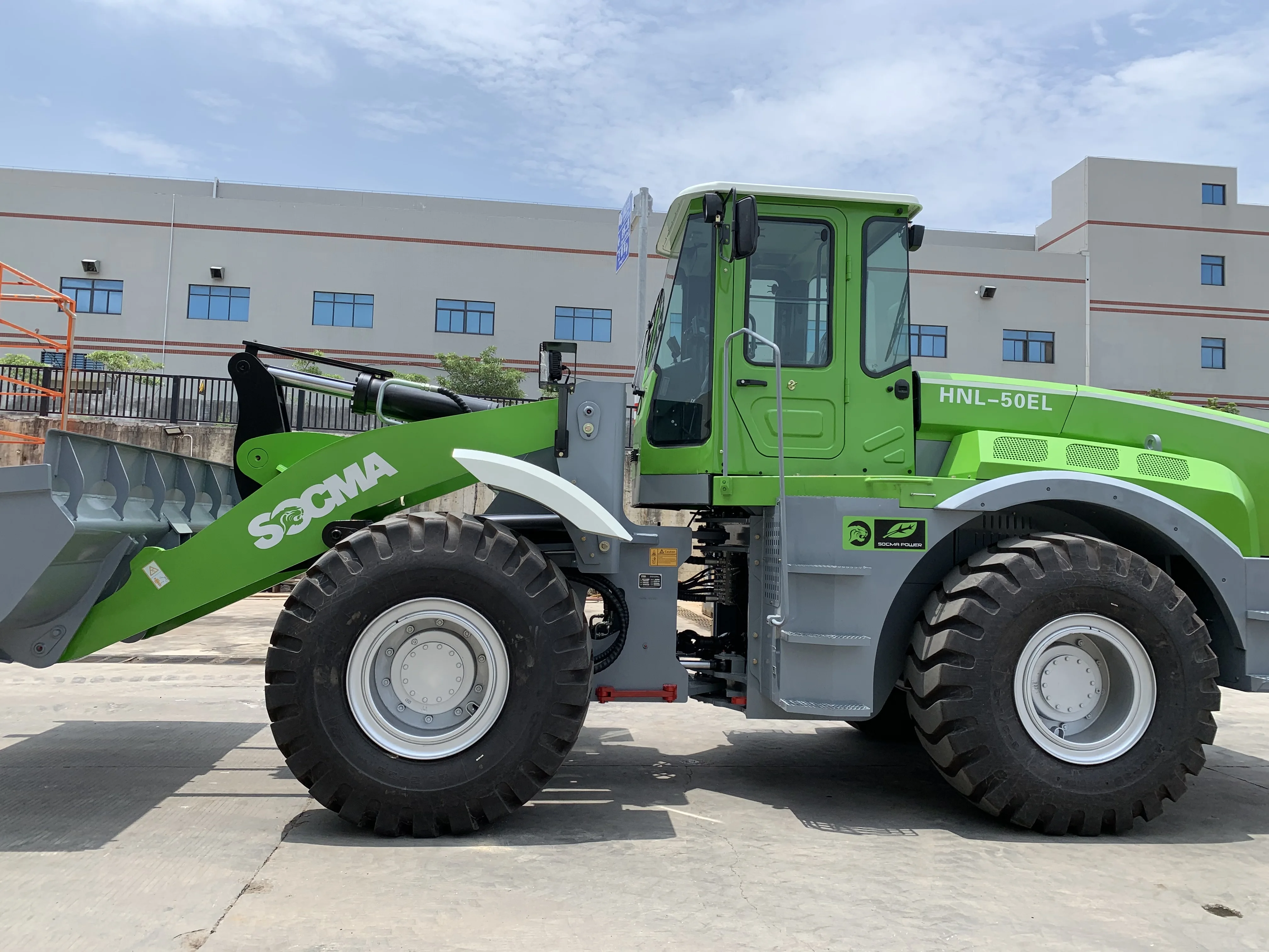 SOCMA 5 TON ELECTRIC WHEEL LOADER