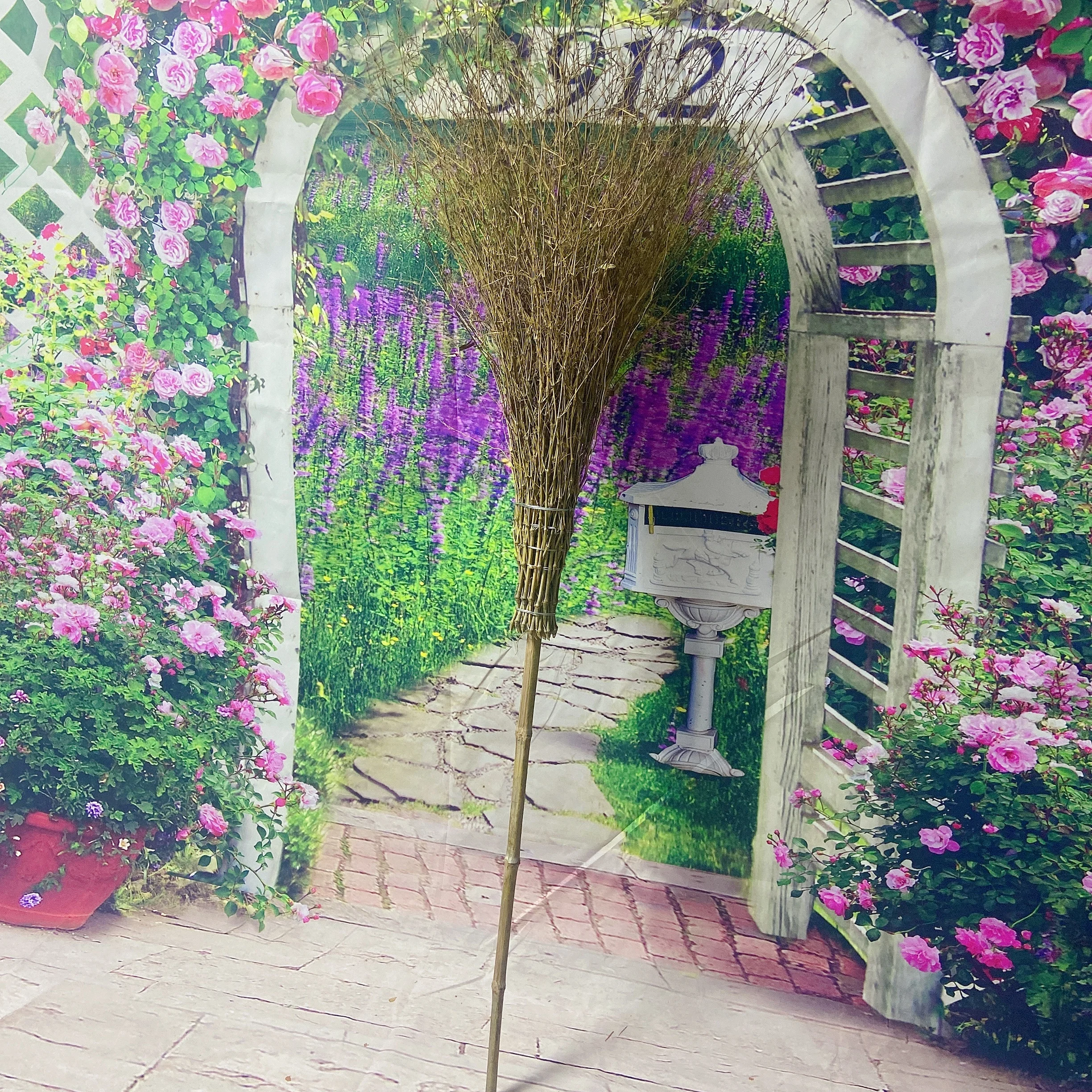 Manual Make Cheap Household Long Circular Bamboo Leaf Push Brooms Multi-function Magic Broom Supplier