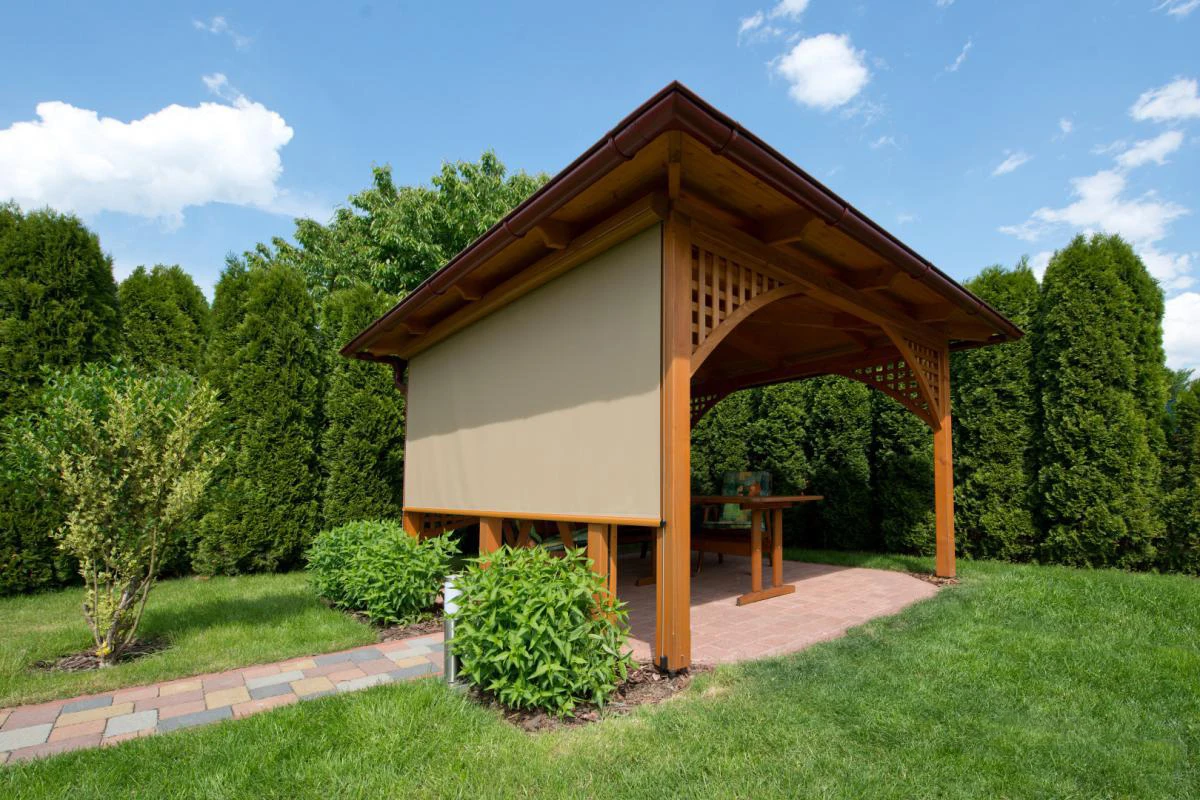 Waterproof auto retractable shade screens motorized roller zip track outdoor Roller blinds