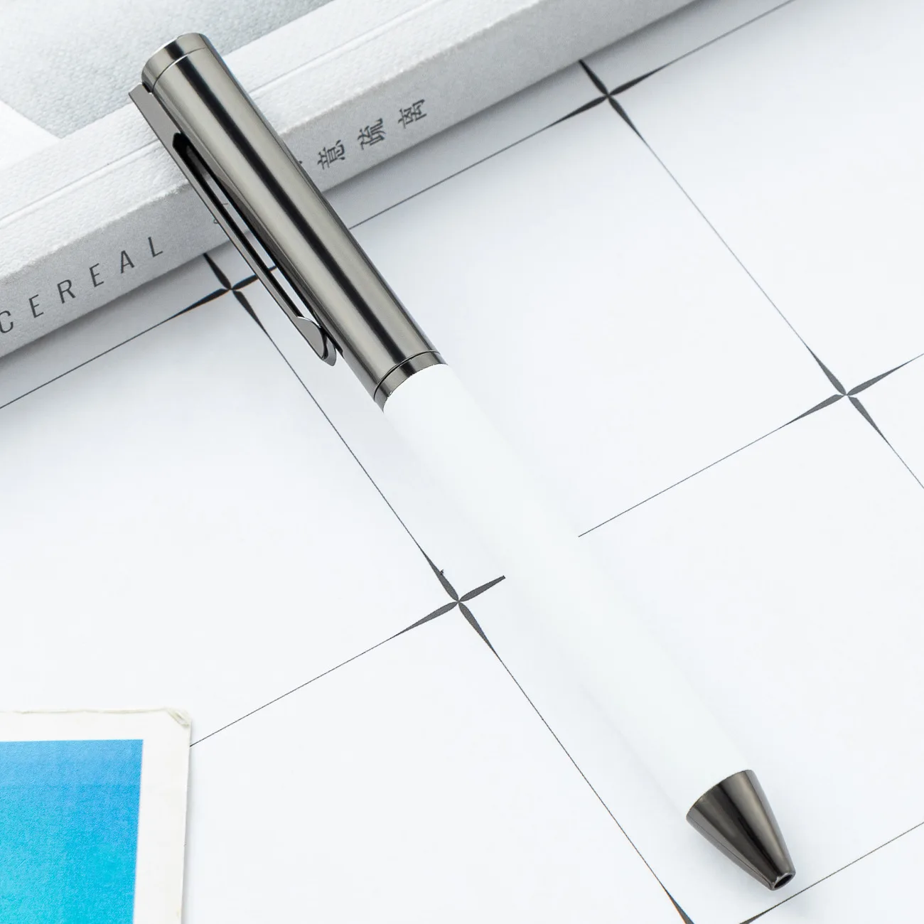 Creative office stationery business gifts Ballpoint pen can print logo Metal ballpoint pen twist ball pen