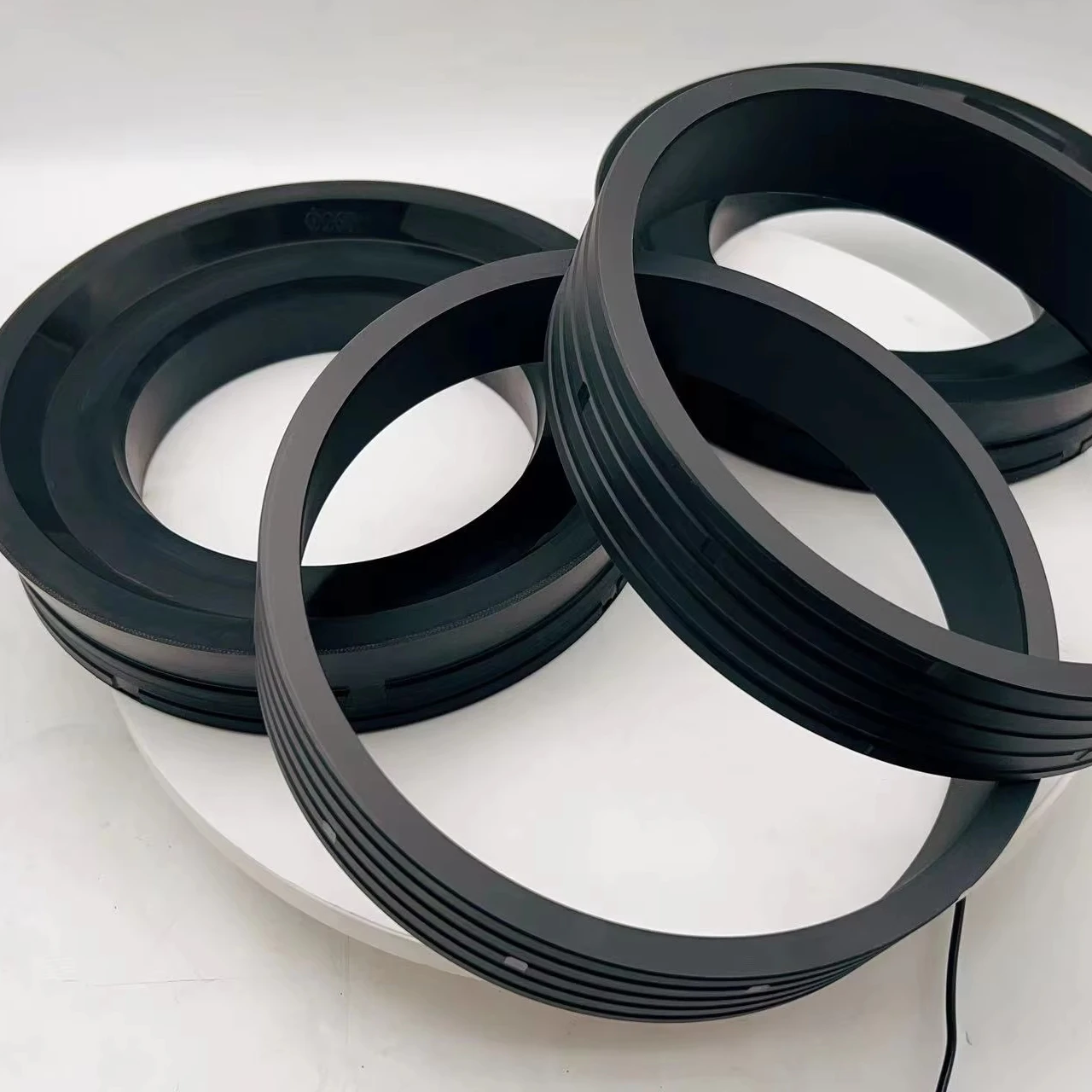 60191694 Rubber Concrete Piston 260