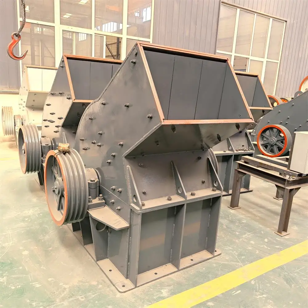 Diesel driven hammer crusher is suitable for gold mining 10 tph good finished product granularity hammer crusher