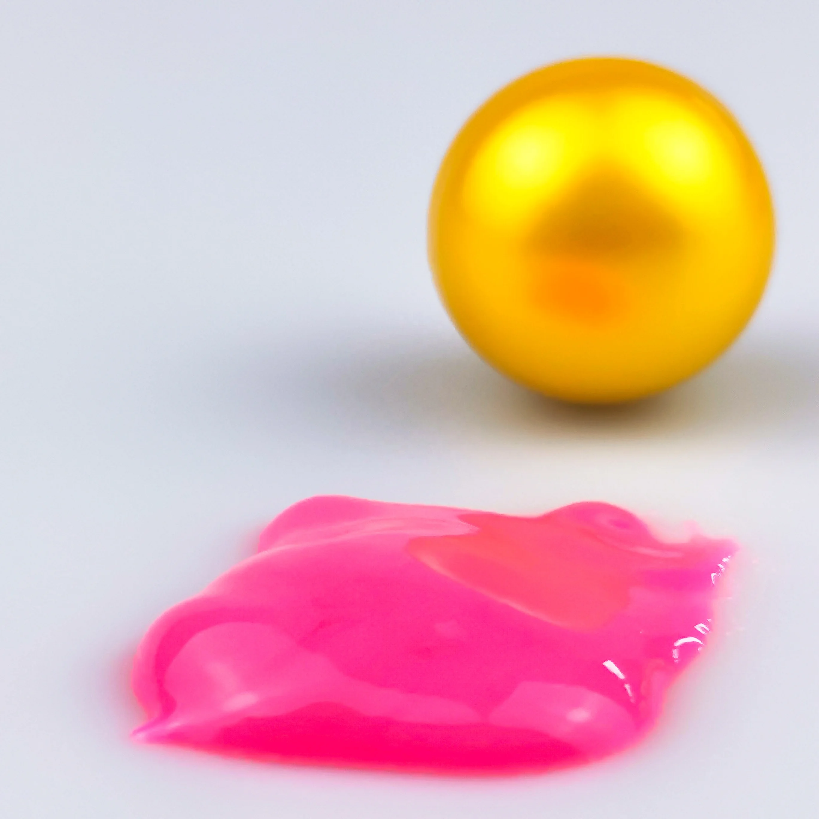 Good quality 0.68 caliber colorful  paintballs maker